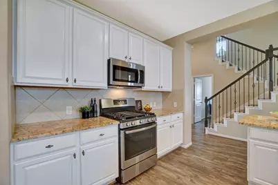 11711 Petal Falls Lane, Tomball, TX 77377 - Photo 15