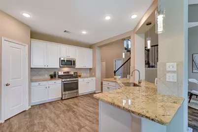 11711 Petal Falls Lane, Tomball, TX 77377 - Photo 13