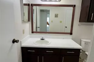 2750 Holly Hall St, Houston, TX 77054 - Photo 9