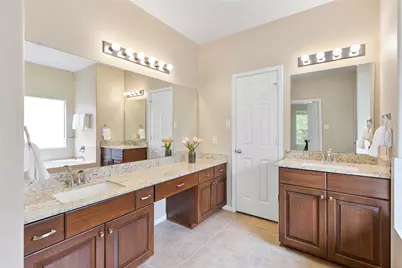 21579 Tims Harbor Dr Drive, Kingwood, TX 77339 - Photo 19