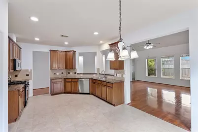 21579 Tims Harbor Dr Drive, Kingwood, TX 77339 - Photo 13