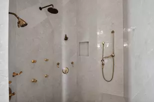 11117 Beinhorn Rd, Houston, TX 77024 - Photo 45