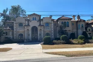 11117 Beinhorn Rd, Houston, TX 77024 - Photo 3