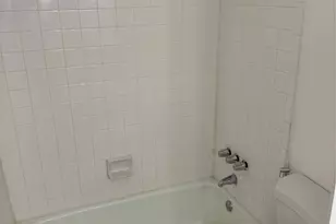 5621 Val Verde St, Houston, TX 77057 - Photo 27