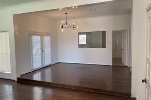 5621 Val Verde St, Houston, TX 77057 - Photo 7