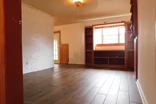 402 Cavalier Ln, Pasadena, TX 77502 - Photo 3