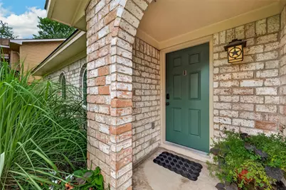 9618 Springmont Drive, Houston, TX 77080 - Photo 3