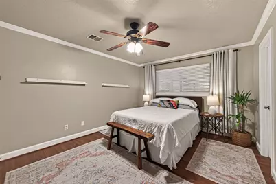 9618 Springmont Drive, Houston, TX 77080 - Photo 33