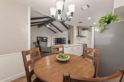 9618 Springmont Drive, Houston, TX 77080 - Photo 15