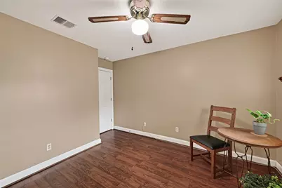 9618 Springmont Drive, Houston, TX 77080 - Photo 25