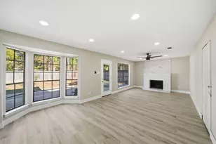 22 Cricket Hollow Pl, Spring, TX 77381 - Photo 3