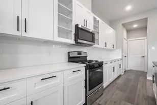 8440 Berry Brush, Houston, TX 77022 - Photo 7
