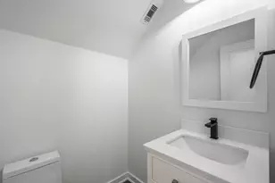 8440 Berry Brush, Houston, TX 77022 - Photo 11