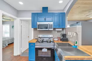 915 8th St, Galveston, TX 77550 - Photo 19