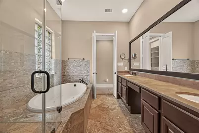 1652 Norfolk Street #B, Houston, TX 77006 - Photo 19