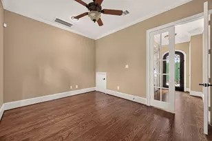 1652 Norfolk St, Houston, TX 77006 - Photo 37