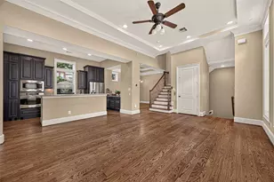 1652 Norfolk St, Houston, TX 77006 - Photo 5