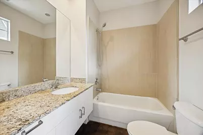 2404 Fairview Street #C, Houston, TX 77006 - Photo 19