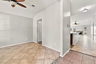 7215 Junco Dr, Houston, TX 77040 - Photo 15