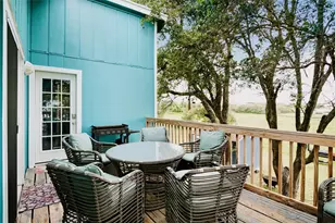 88 Bay St, Port O'Connor, TX 77982 - Photo 5