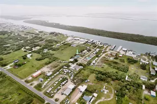 88 Bay St, Port O'Connor, TX 77982 - Photo 25