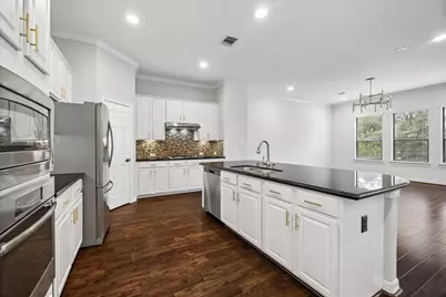 2746 Kings Retreat Circle, Kingwood, TX 77345 - Photo 5