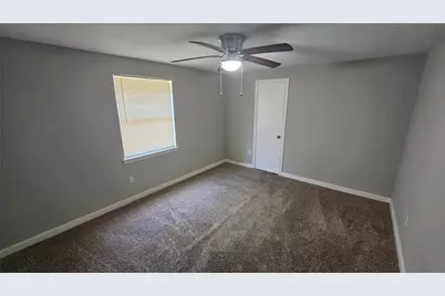 5731 W Airport Boulevard, Houston, TX 77035 - Photo 17