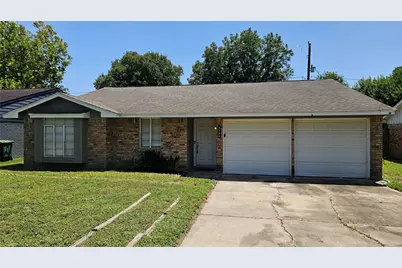 5731 W Airport Boulevard, Houston, TX 77035 - Photo 1