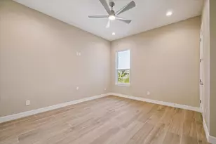 606 Appia Dr, Kemah, TX 77565 - Photo 29
