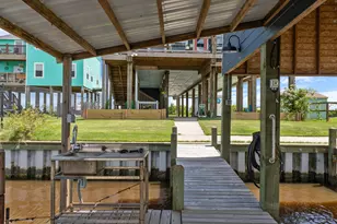 793 County Rd 291, Sargent, TX 77414 - Photo 7