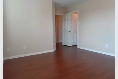 13318 Ambrosa Drive, Houston, TX 77044 - Photo 9