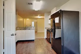 12618 Mountain Daisy Rd, Houston, TX 77038 - Photo 5