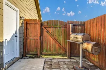 406 Wellshire Drive, West Columbia, TX 77486 - Photo 43