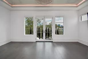 1107 Berthea St, Houston, TX 77006 - Photo 33