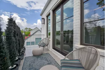 1107 Berthea Street #B, Houston, TX 77006 - Photo 47