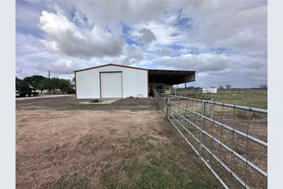 1204 County Road 408, El Campo, TX 77437 - Photo 5