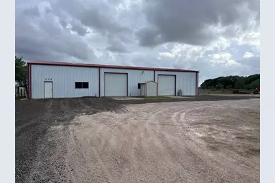 1204 County Road 408, El Campo, TX 77437 - Photo 1