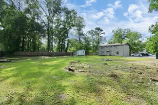 9211 N Green River Dr, Houston, TX 77078 - Photo 9