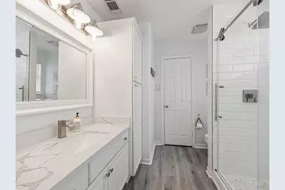 530 Dolphin Street, Freeport, TX 77541 - Photo 15
