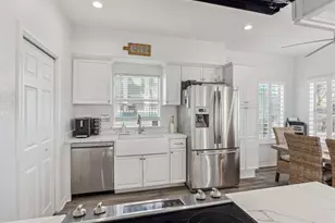 530 Dolphin St, Freeport, TX 77541 - Photo 11