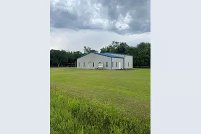 445 W Railroad Avenue, China, TX 77613 - Photo 1