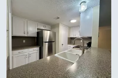 2456 Country Club Drive, Pearland, TX 77581 - Photo 7