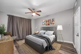 2100 Tanglewilde St, Houston, TX 77063 - Photo 5