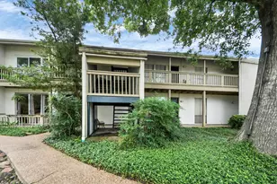 2100 Tanglewilde St, Houston, TX 77063 - Photo 9