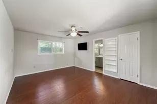 5907 Peg St, Houston, TX 77092 - Photo 11