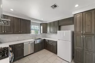 5907 Peg St, Houston, TX 77092 - Photo 7