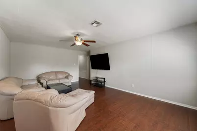 5907 Peg Street, Houston, TX 77092 - Photo 5