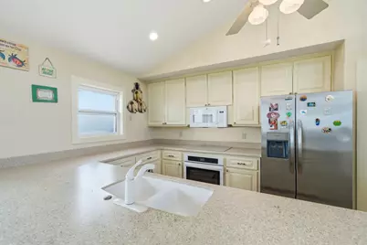 16523 Jamaica Beach Road, Jamaica Beach, TX 77554 - Photo 5