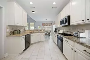 13611 Delacey Ln, Cypress, TX 77429 - Photo 7