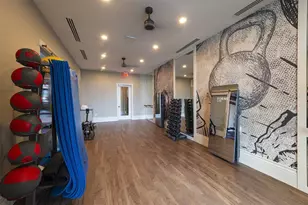 2727 Albany St, Houston, TX 77006 - Photo 39